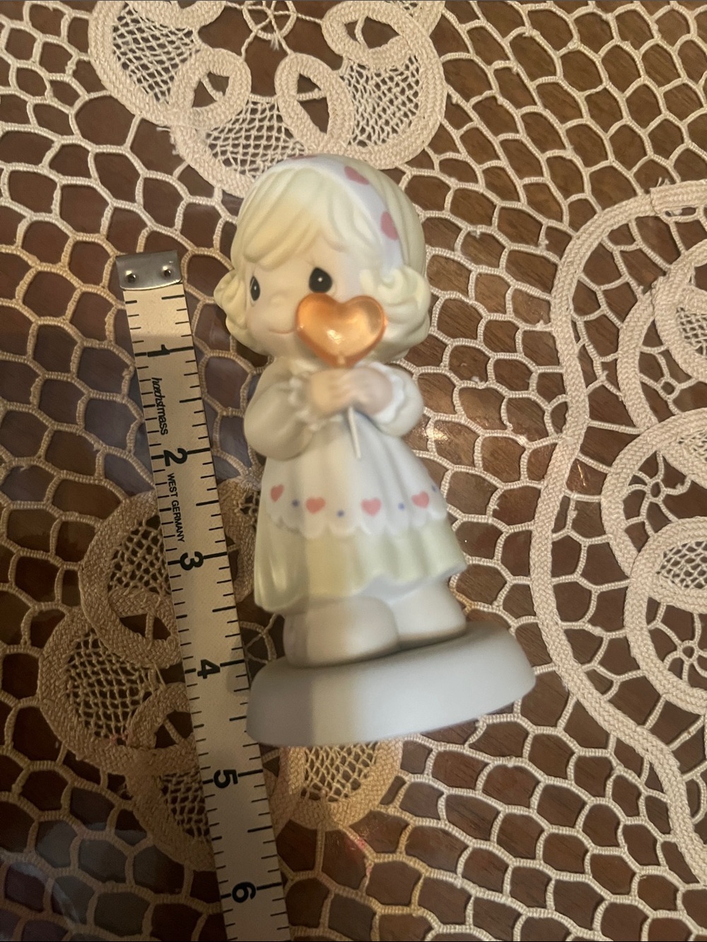 Precious moments - Picture 4 of 4